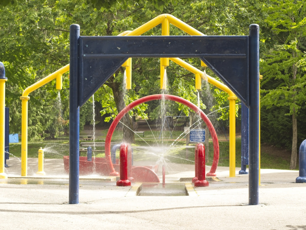 Water park at Blue Mountain Park