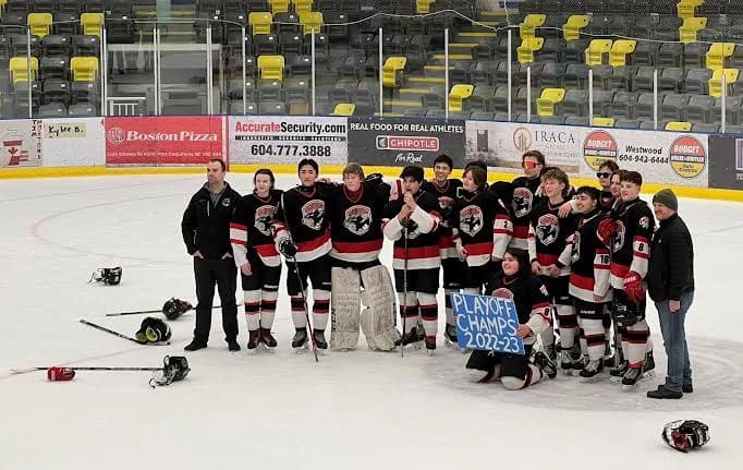 pomo-hockey-champs