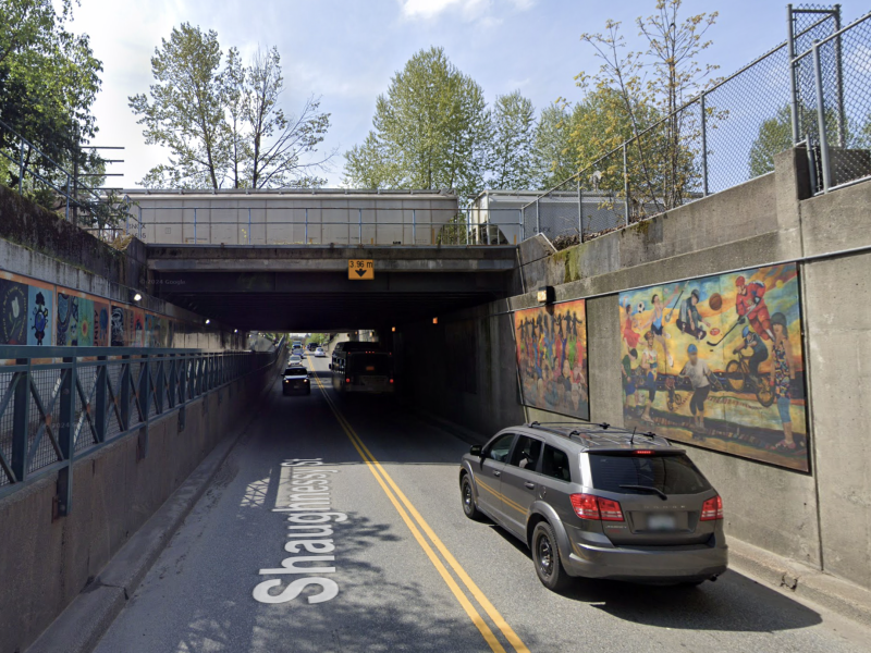 underpass-collision-poco