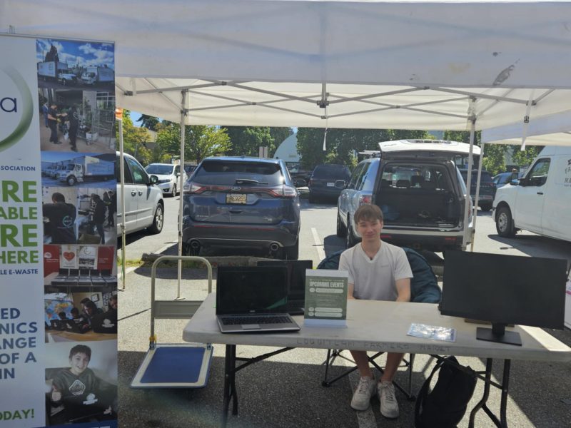 coquitlam-residents-collect-ewaste