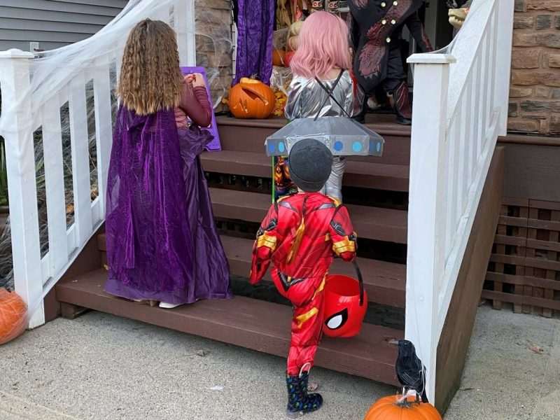 halloween-safety-tips